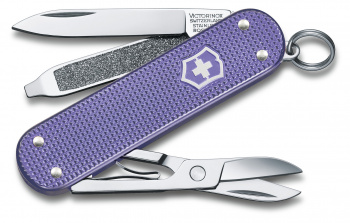 Нож перочинный Victorinox Classic Electric Lavender, 58 мм., 7 функций (карт. коробка) (0.6221.223G) Нож перочинный Victorinox Classic Electric Lavender, 58 мм., 7 функций (карт. коробка) (0.6221.223G)