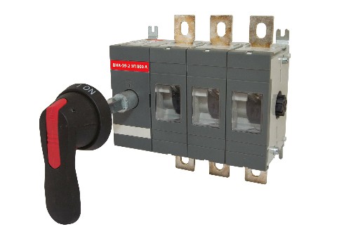 Рубильник ВНК-39-2 3П 800А с выносной фронтальной ручкой управления и переходником 185 мм TDM (SQ0744-0207) Рубильник ВНК-39-2 3П 800А с выносной фронтальной ручкой управления и переходником 185 мм TDM (SQ0744-0207)
