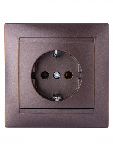 Розетка 2П+З 16А 250В шоколад , с/у, "Лама" (10/120) TDM (SQ1815-0523) фото 4 Розетка 2П+З 16А 250В шоколад , с/у, "Лама" (10/120) TDM (SQ1815-0523) фото 4