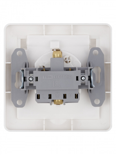 Розетка 2П+З с защ. шт. и крышкой 16А 250В IP44 белая "Ильмень" TDM (1/10/100) (SQ1823-0017) фото 3