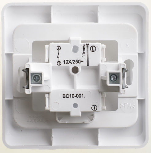Выключатель 1-кл. С/У ЭТЮД 10А IP20 бел. Systeme Electric BC10-001B (1/20/120)