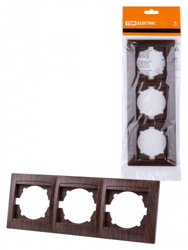 Рамка 3-х постовая горизонтальная венге , с/у, "Лама" (15/180) TDM (SQ1815-0431) Рамка 3-х постовая горизонтальная венге , с/у, "Лама" (15/180) TDM (SQ1815-0431)