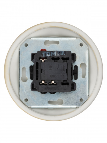 Выключатель скрытой установки фарфоровый поворотный проходной с ручкой (бантик) 10А сл. кость «Болонь» TDM (SQ1820-0316) фото 3