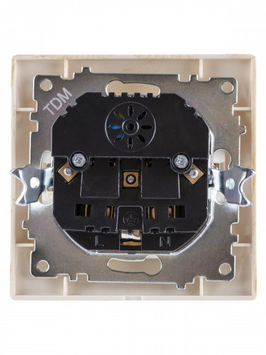 Розетка 2П+З 16А 250В + 2 USB порта 2,1А 5В сосна с/у, "Лама" (1/96) TDM (SQ1815-0342) фото 3 Розетка 2П+З 16А 250В + 2 USB порта 2,1А 5В сосна с/у, "Лама" (1/96) TDM (SQ1815-0342) фото 3