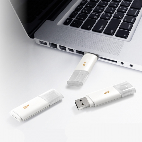 Флеш-накопитель USB 3.0  16GB  Silicon Power  Blaze B06  белый (SP016GBUF3B06V1W) фото 9
