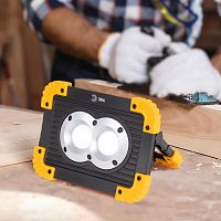 Фонарь ЭРА PA-803 аккумуляторный прожектор Практик (либо от батареек 2хАА) 10 Вт COB + 3 Вт 860 Лм 4 режима ручка-подставка (1/24) (Б0054037)